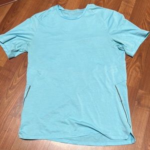 Lululemon men’s shirt